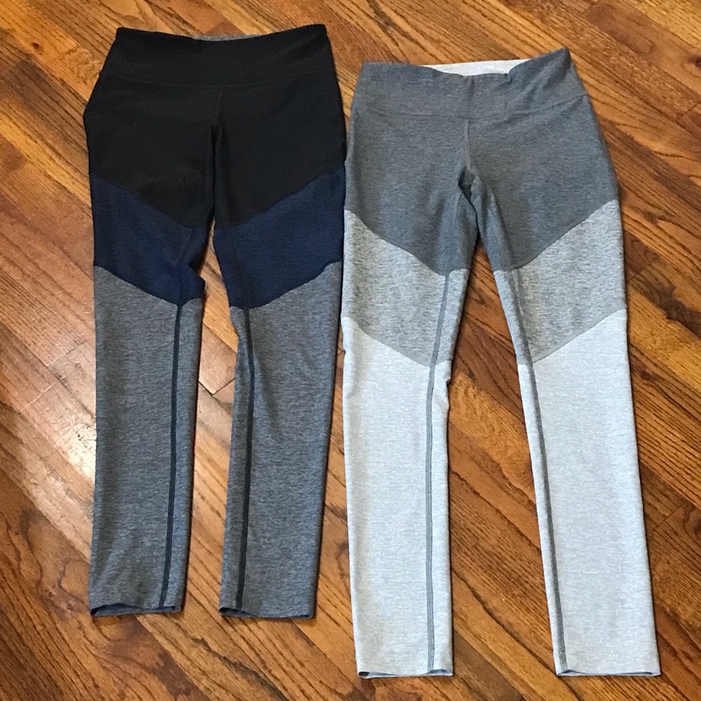 Outdoor Voices Leggings Set of 2 NWOT
Athletic Workout Tights Three Tone Color